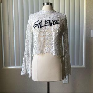 R. White Flare Sleeved Quality Lace With Black Word Silence Top Blouse Size: S